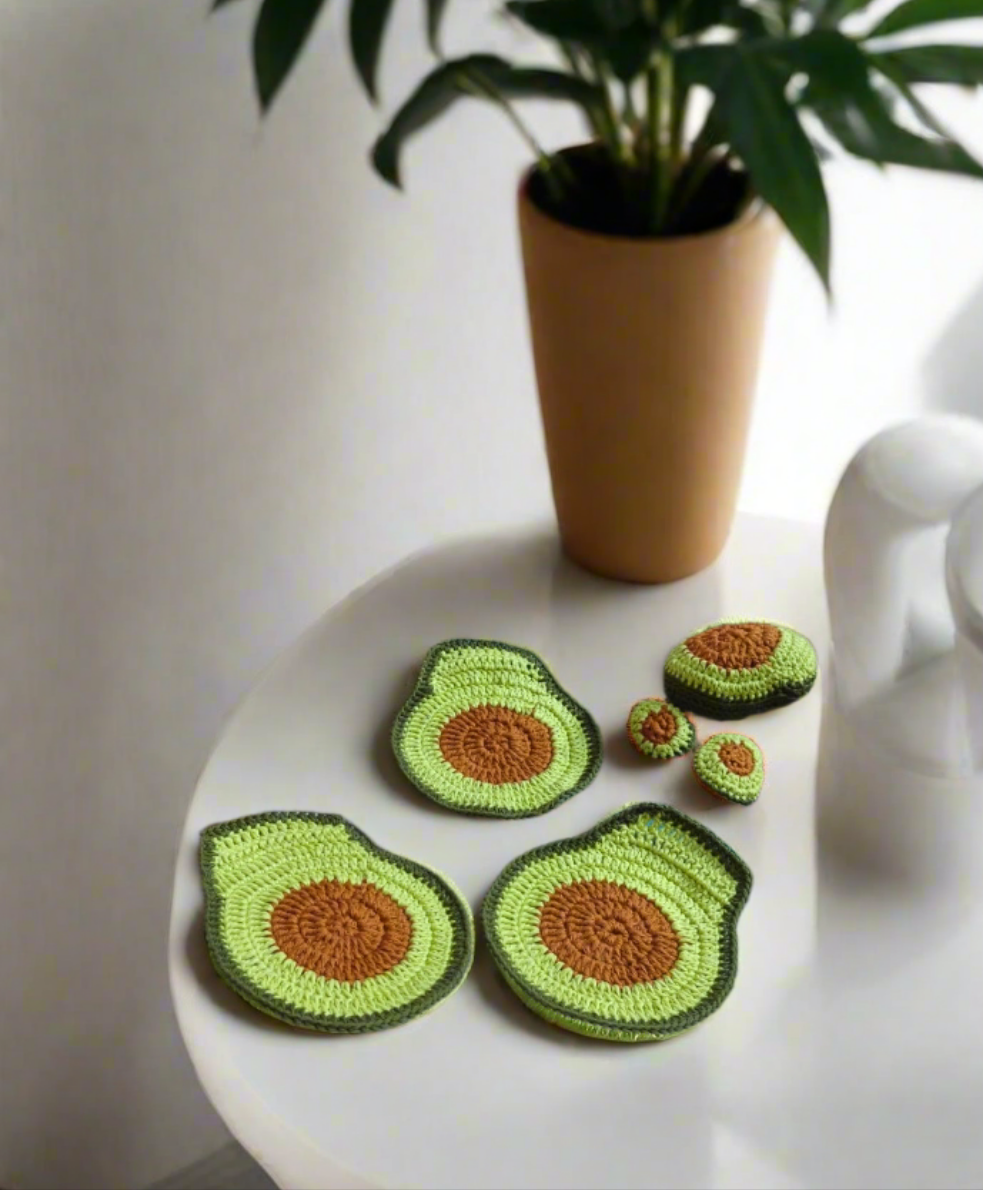 Exquisite Handmade Avocado Crochet Coasters – Set of 3 with 3 mini Avocados 🥑✨