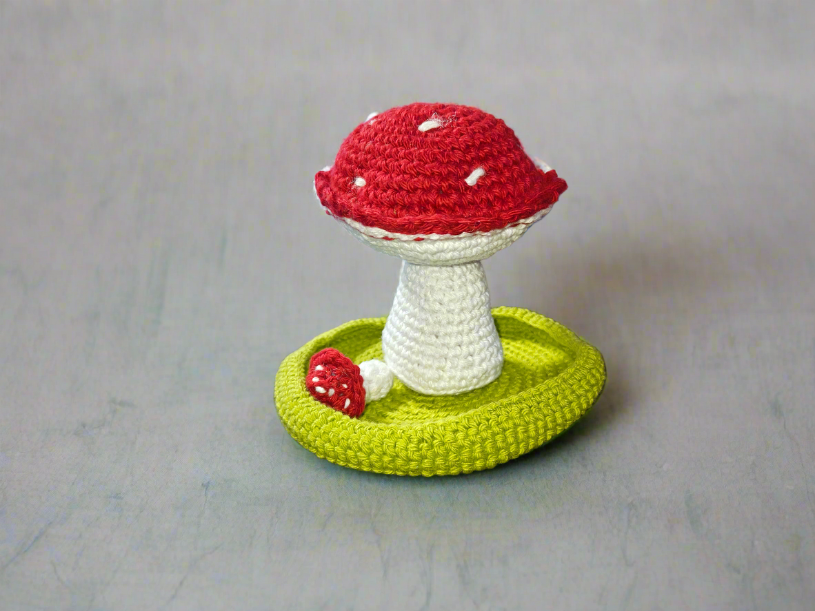 Crochet Mushroom Jewelry Holder/Organizer with detachable tray